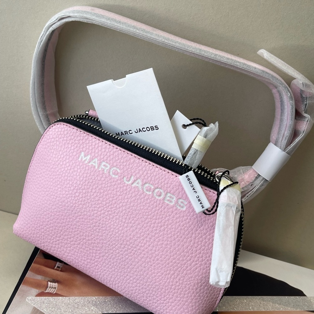 (new+tag) Marc Jacobs small crossbody pink fit large iphone pro max - Picture 4 of 8